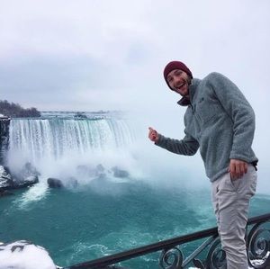 Meet your Posher, Jonathan